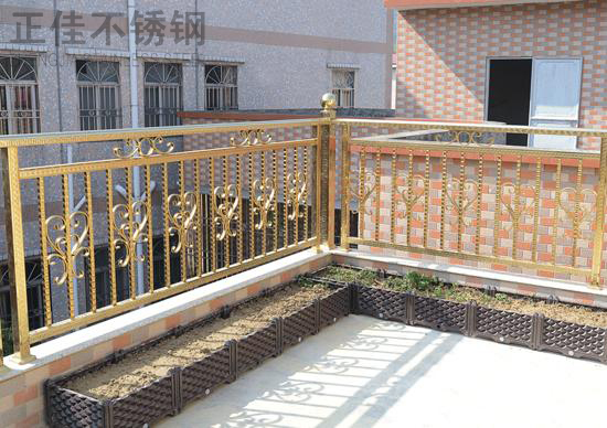 9州体育_9州（中国）回形花纹管围栏