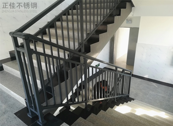 护栏9州体育_9州（中国）方管2